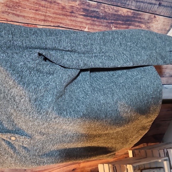 Duluth Trading Co Gray Women's 1/4 Button Size Medium - Picture 4 of 5